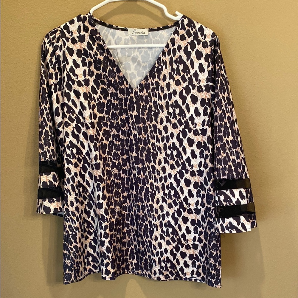 Leopard Print V-Neck Top by Tracies Medium